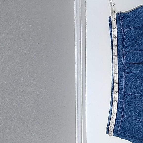 Ivy Wear Vintage Denim Short Skirt - Picture 4 of 4